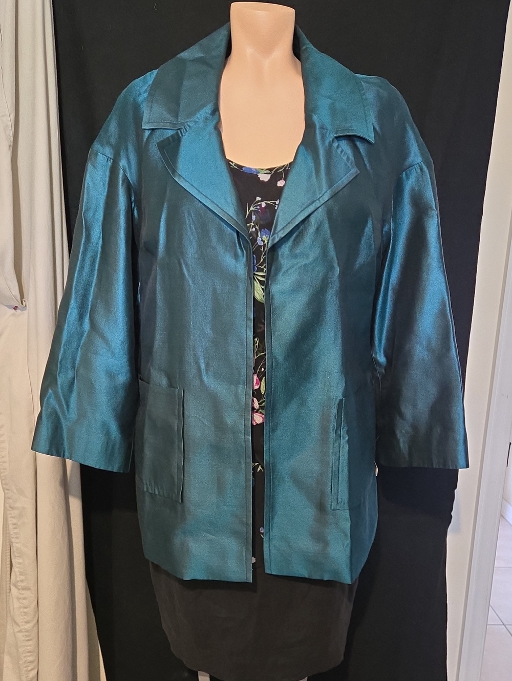 St John Couture Iridescent teal open-front jacket wide lapel collar